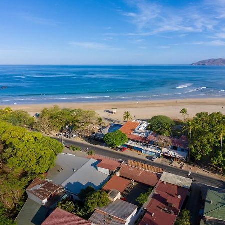 Готель Witch'S Rock Surf Camp Тамариндо Екстер'єр фото